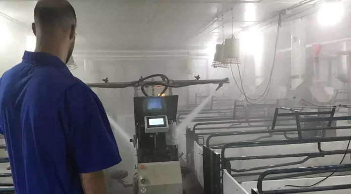 Pipestone looks to Washpower and Danish farmers to automate power washing