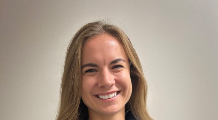 Mitigating Tail Biting in Pigs: Amino Acid Supplementation vs. Environmental Enrichment By Hannah Jansen DVM Southwest Ontario Veterinary Services